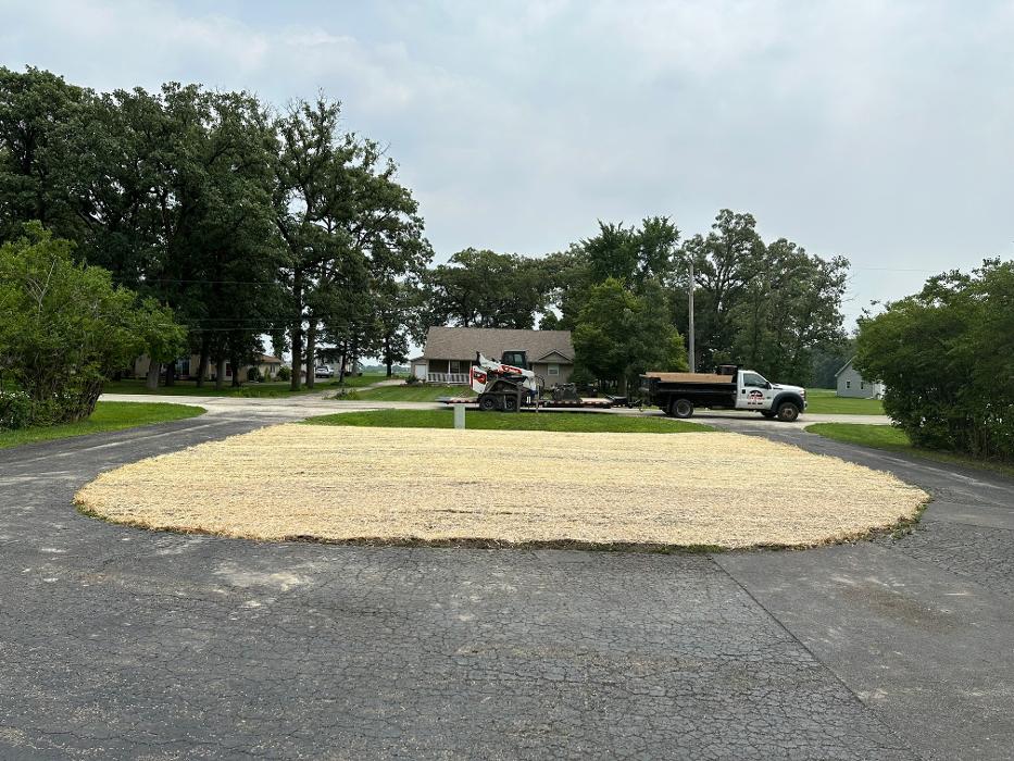 Traxx Grading LLC - Kankakee, IL