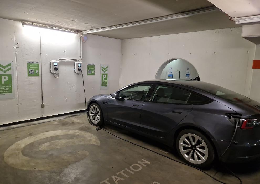 Apcoa Charging Station, Ungargasse in Wien