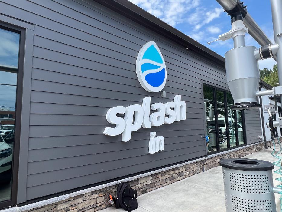 Splash In - La Plata, MD