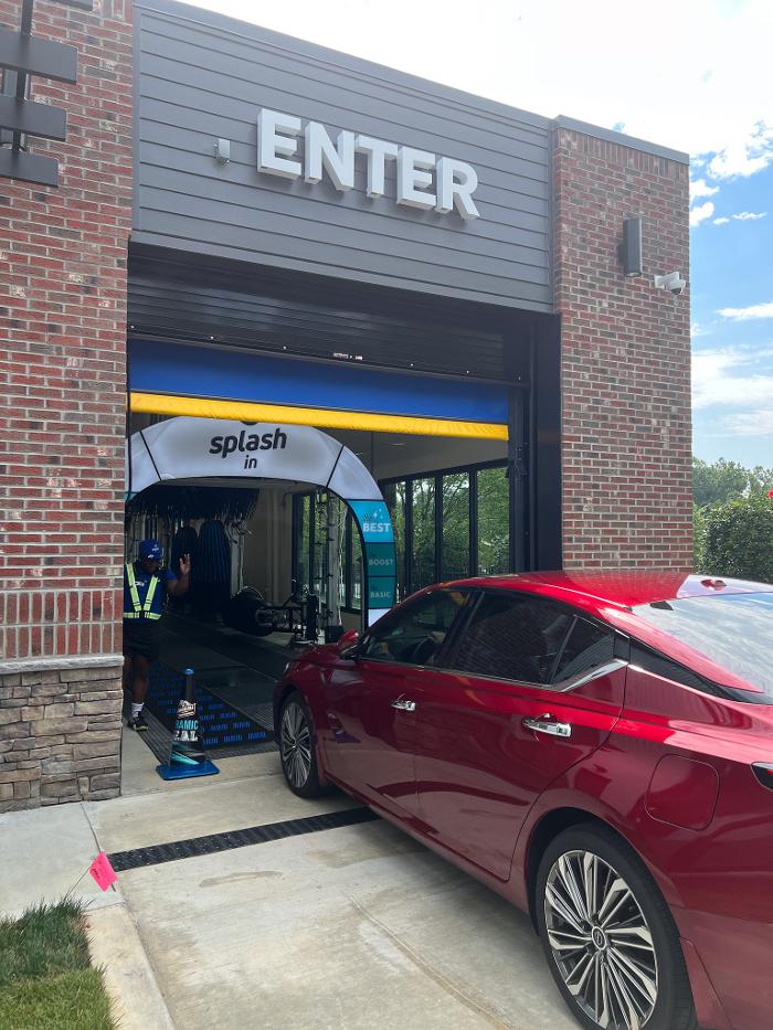 Splash In - La Plata, MD