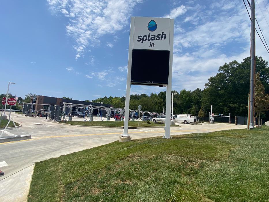 Splash In - La Plata, MD