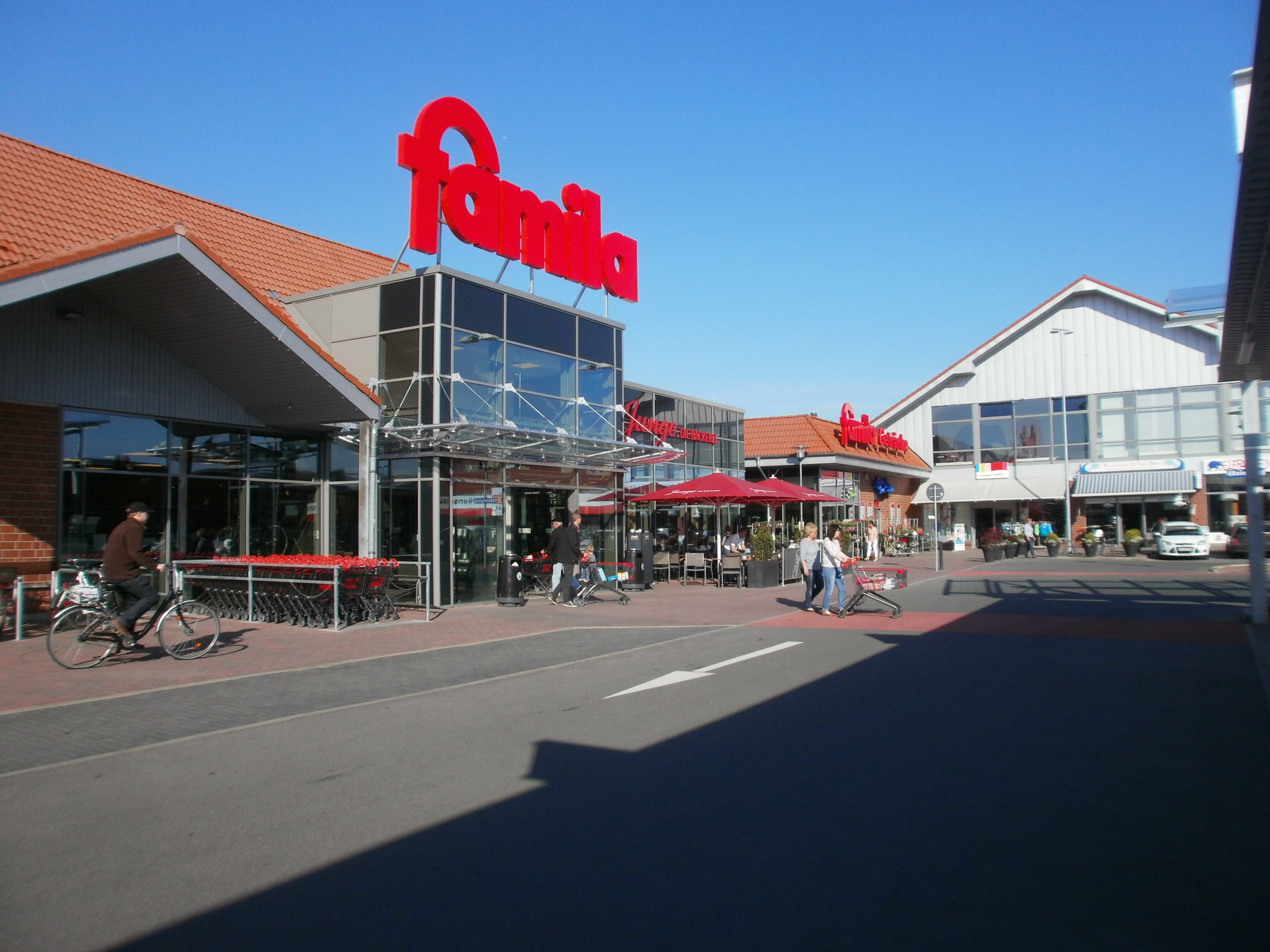famila Stockelsdorf Supermärkte Und Hypermärkte in Stockelsdorf