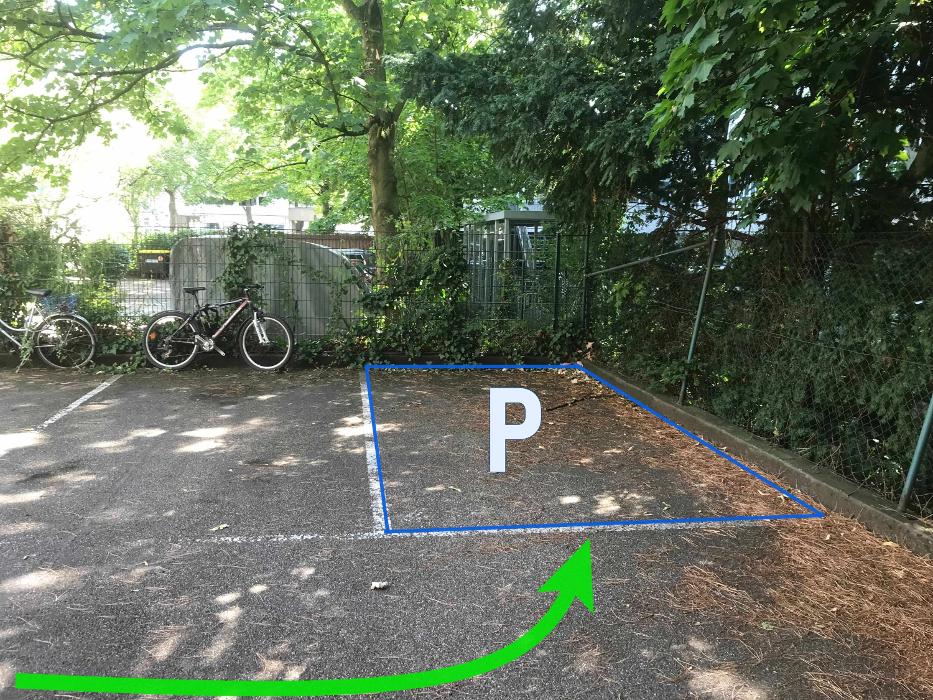 ampido Parkplatz, Haselbergstraße in Köln