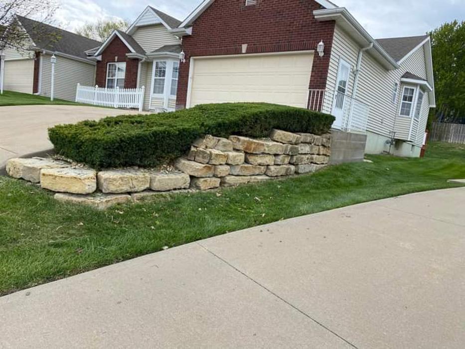 Poorboys Lawn Landscaping LLC - Saint Joseph, MO