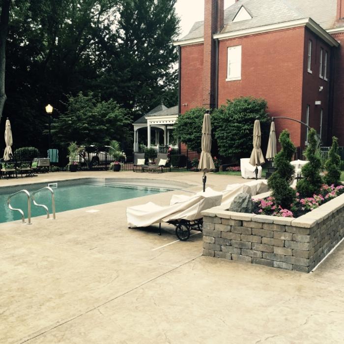 Aurora Pools & Spas - Lexington, KY