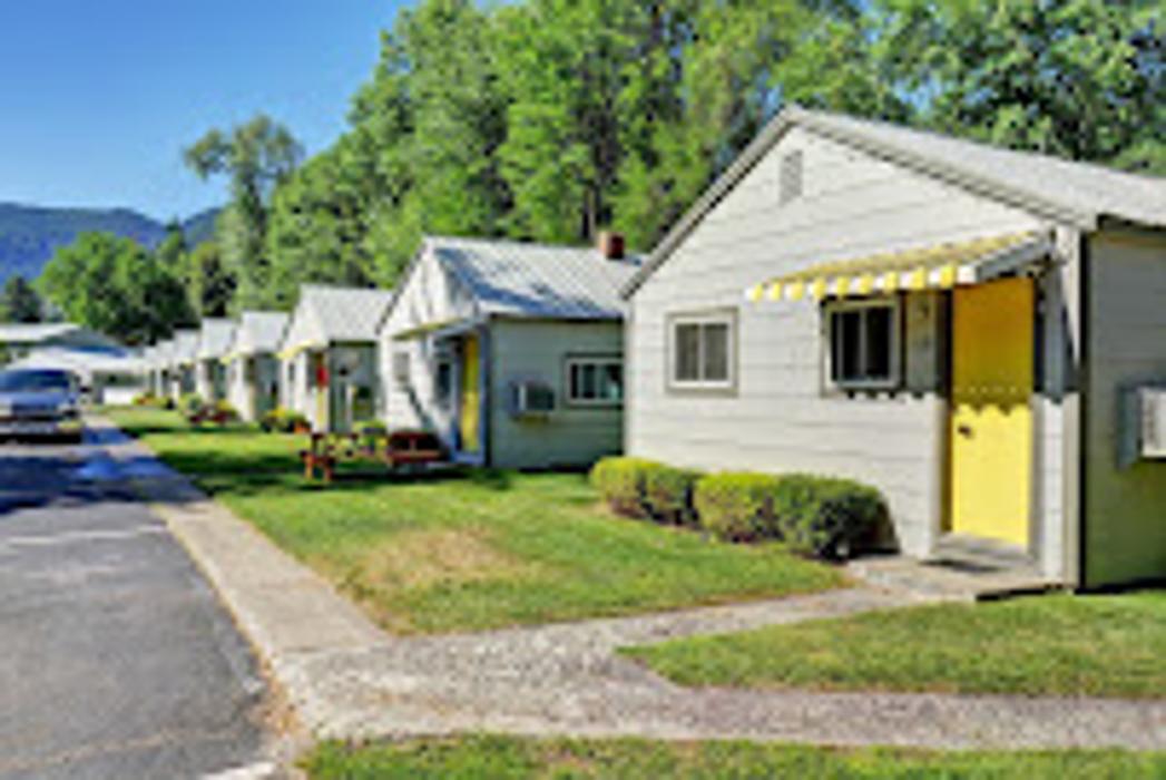 Peak and Valley Clean - Chelan, WA