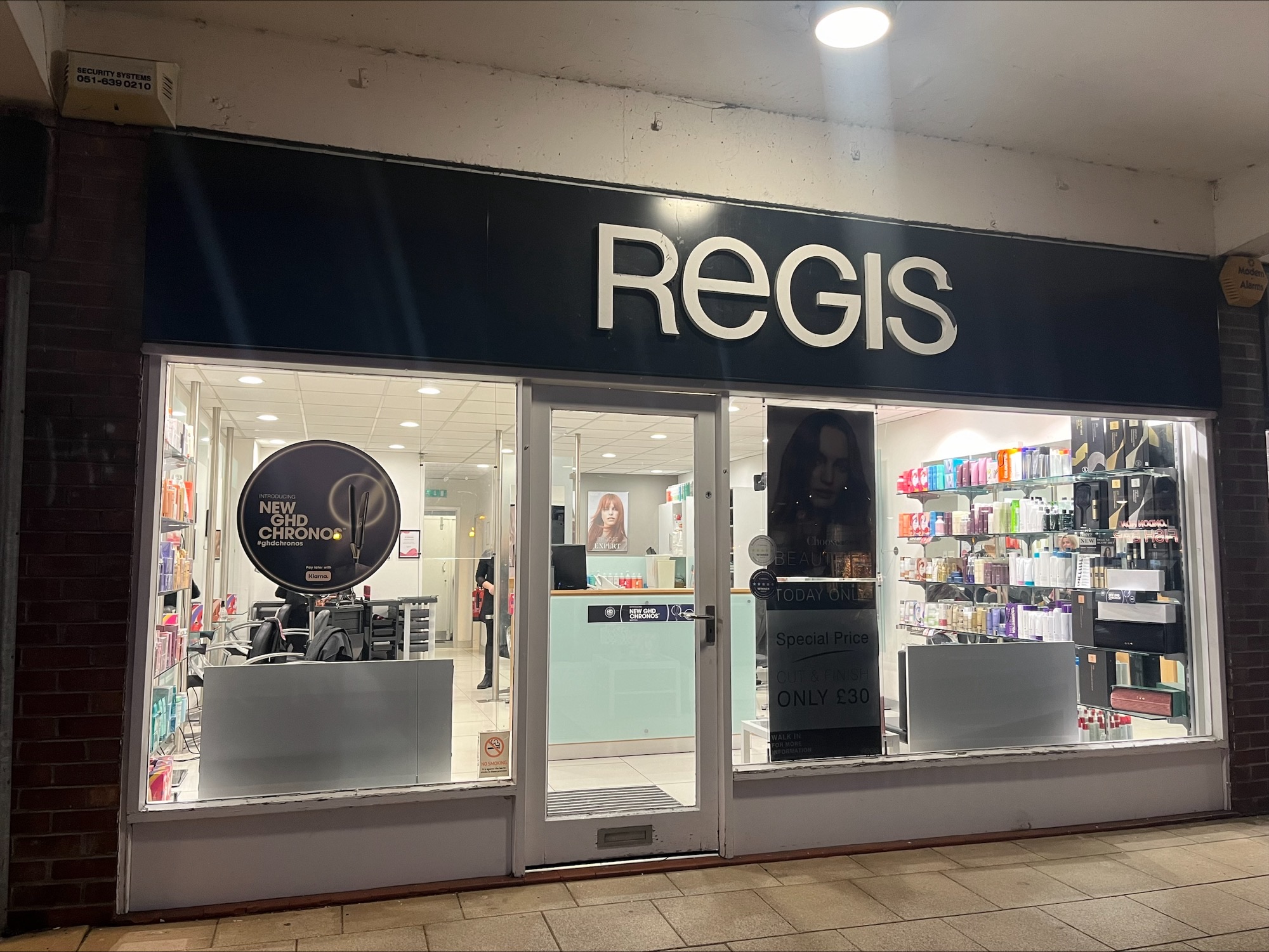 Regis Salon Holmes Chapel - Crewe, Cheshire CW4 7AP - 01477 532669 | ShowMeLocal.com