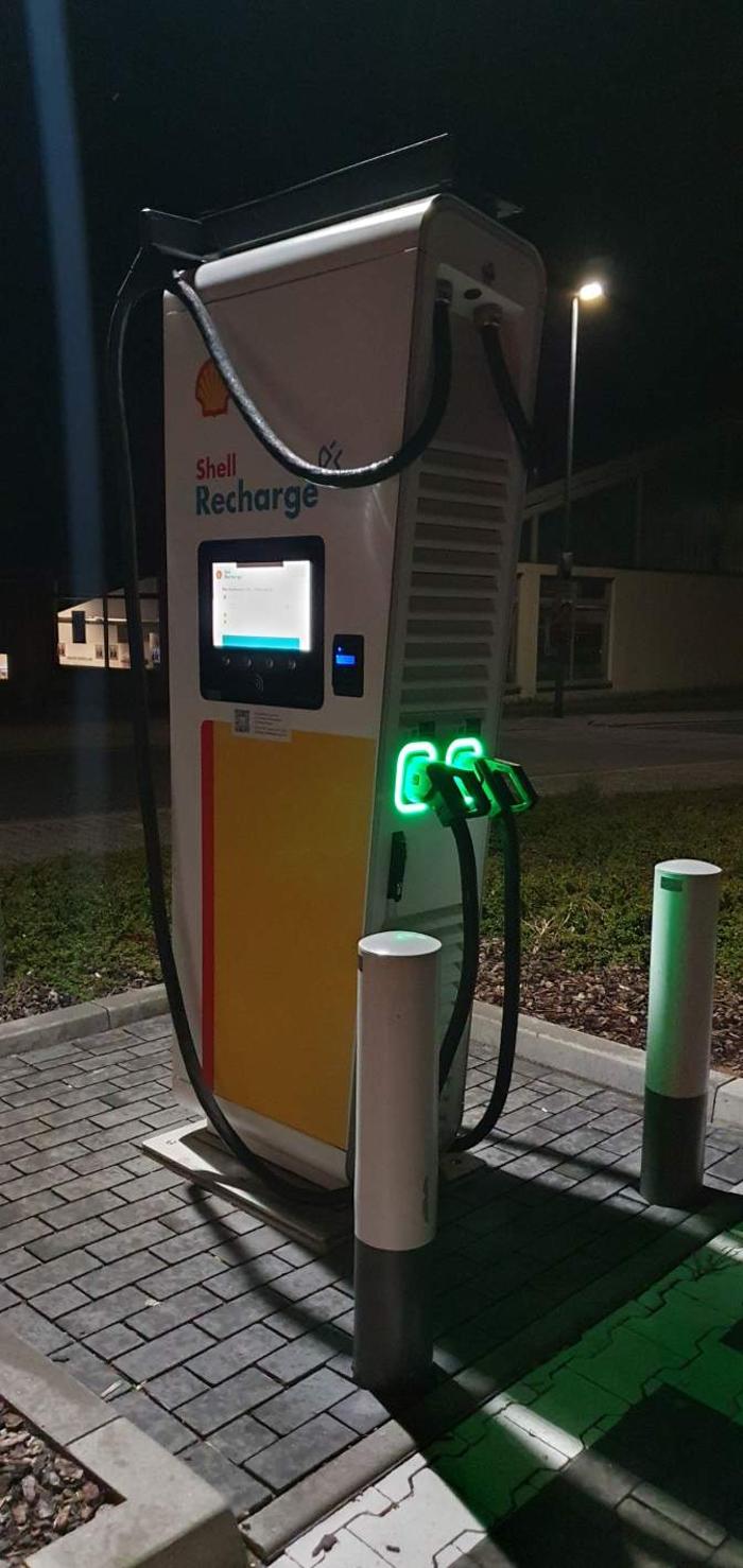 Shell Recharge Charging Station, Danziger Straße in Weilerbach