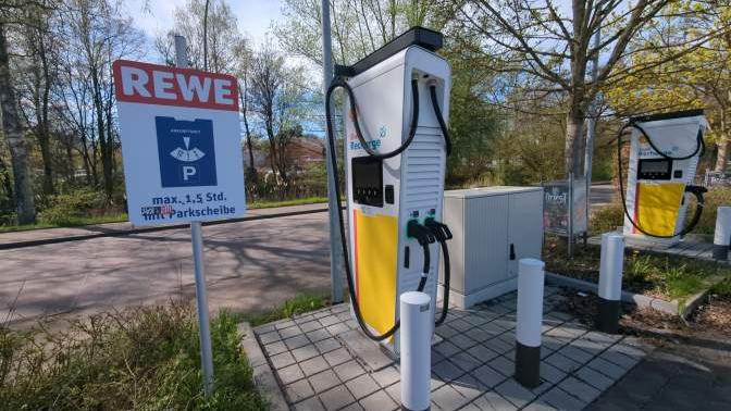 Shell Recharge Charging Station, An der Jagst in Ellwangen (Jagst)