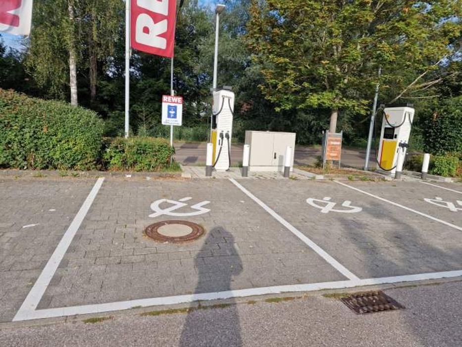 Shell Recharge Charging Station, An der Jagst in Ellwangen (Jagst)