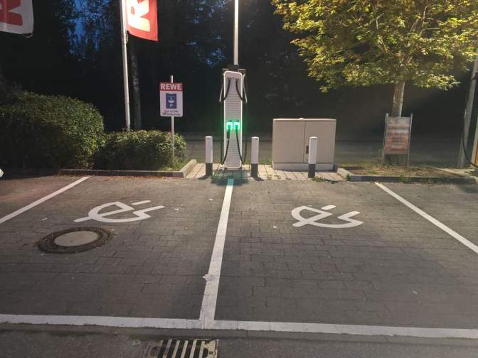 Shell Recharge Charging Station, An der Jagst in Ellwangen (Jagst)