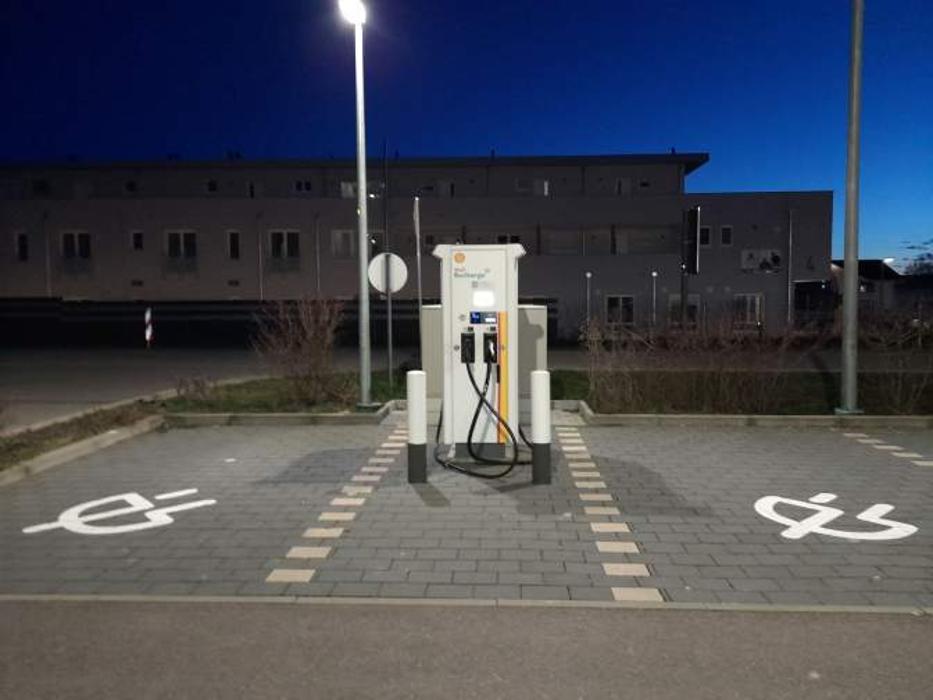 Shell Recharge Charging Station, Händelstraße in Ötigheim