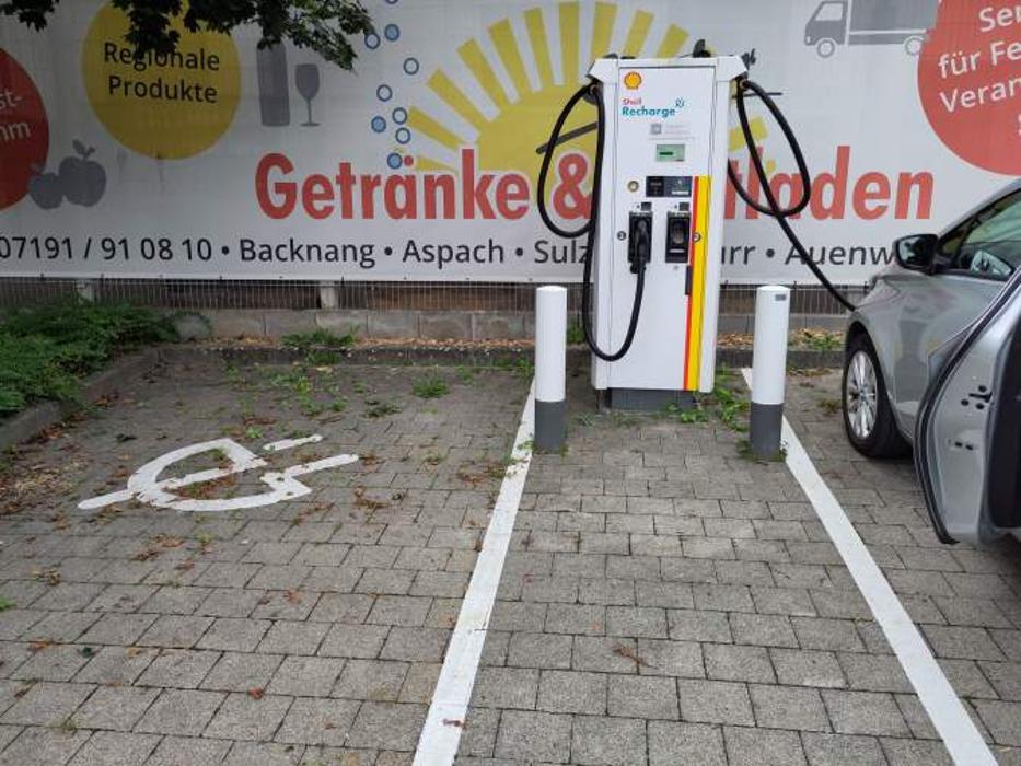 Shell Recharge Charging Station, Milchstraße in Sulzbach an der Murr