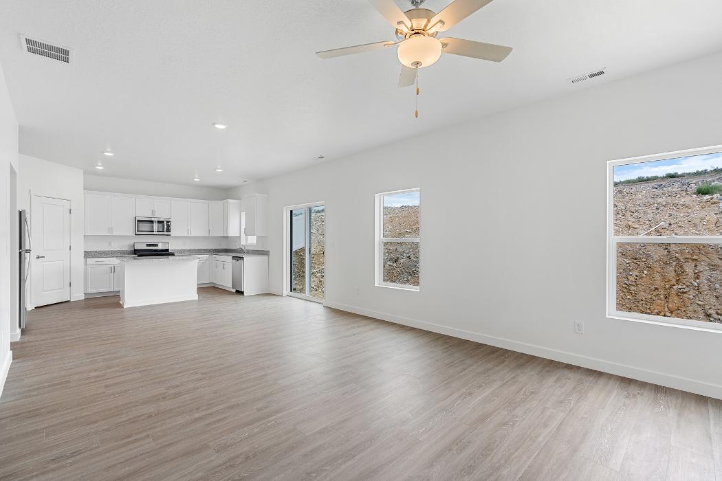 LGI Homes - Oquirrh Mountain Ranch Image