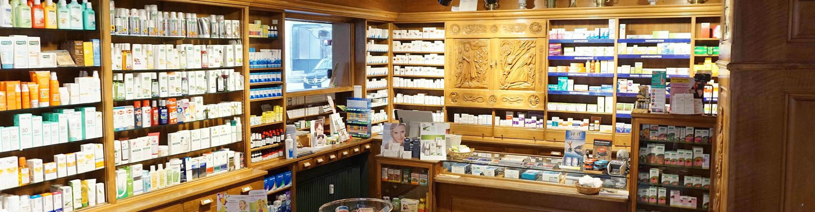 Bären Apotheke Bern, Bim Zytglogge in Bern