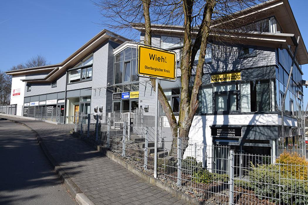 Bestattungshaus Kloppenburg Inh. Martina Kloppenburg, Dörner Straße in Wiehl