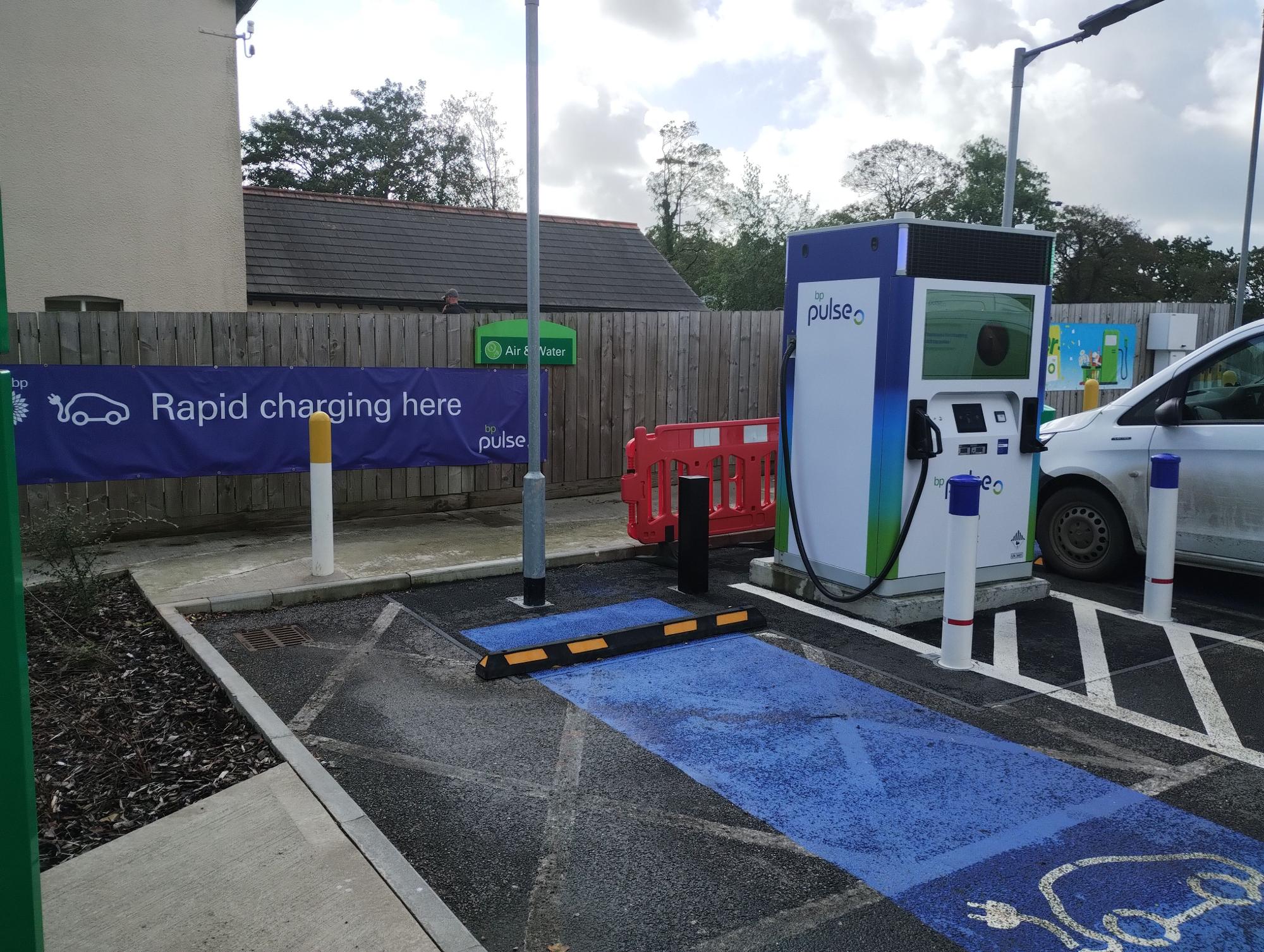 bp pulse Charging Station Holsworthy 03300 165126