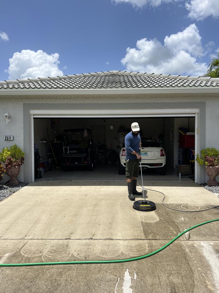 GOLDMILLIO CLEANING SERVICE IN CAPE CORAL - Cape Coral, FL