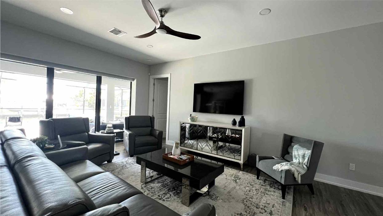 GOLDMILLIO CLEANING SERVICE IN CAPE CORAL - Cape Coral, FL