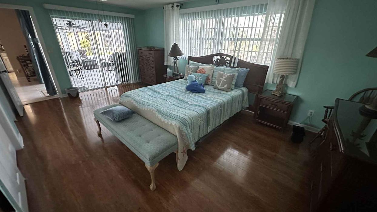 GOLDMILLIO CLEANING SERVICE IN CAPE CORAL - Cape Coral, FL