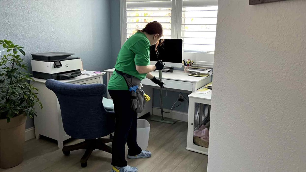 GOLDMILLIO CLEANING SERVICE IN CAPE CORAL - Cape Coral, FL