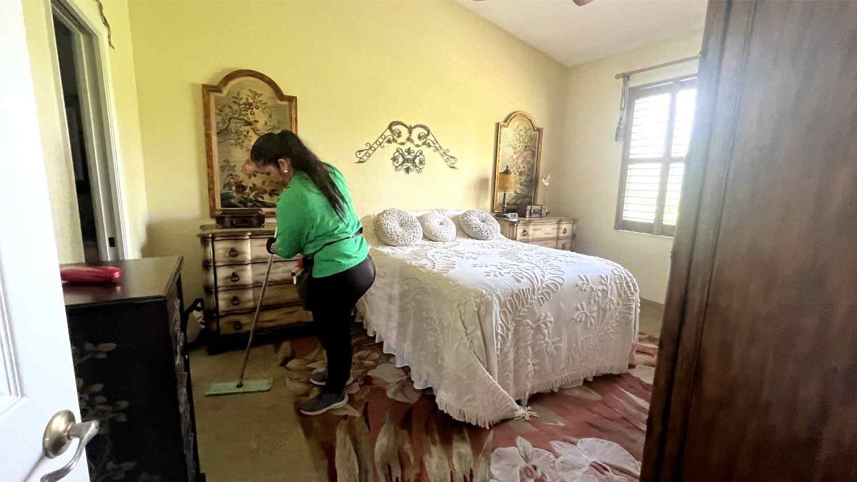GOLDMILLIO CLEANING SERVICE IN CAPE CORAL - Cape Coral, FL