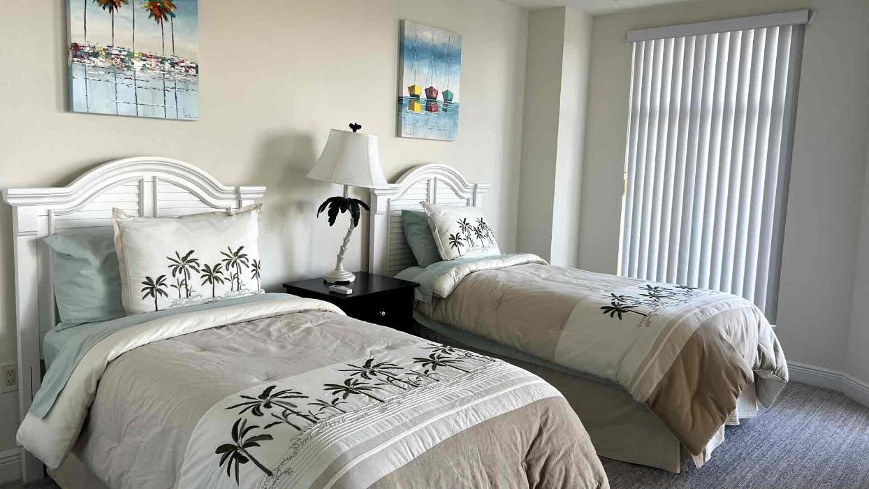 GOLDMILLIO CLEANING SERVICE IN CAPE CORAL - Cape Coral, FL