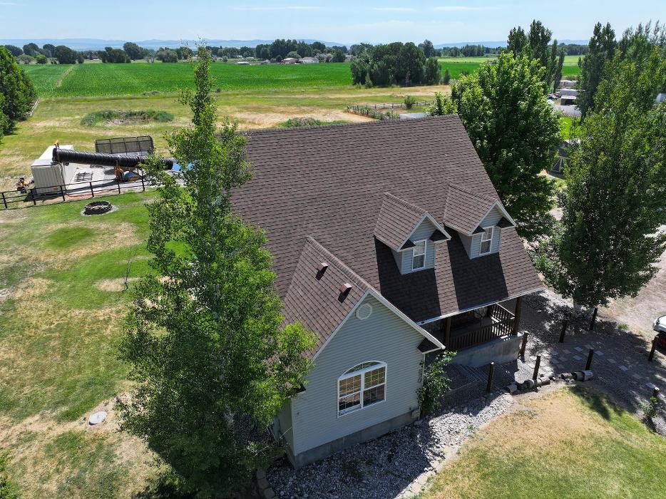 Briggs Roofing Company Image