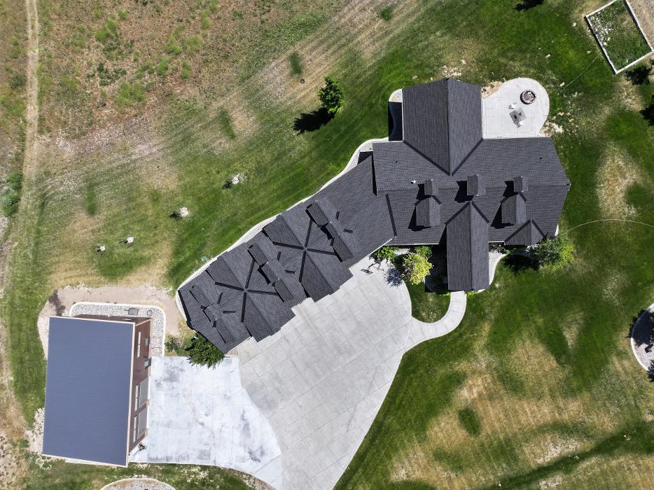 Briggs Roofing Company Image