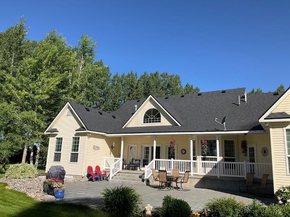 Briggs Roofing Company Image