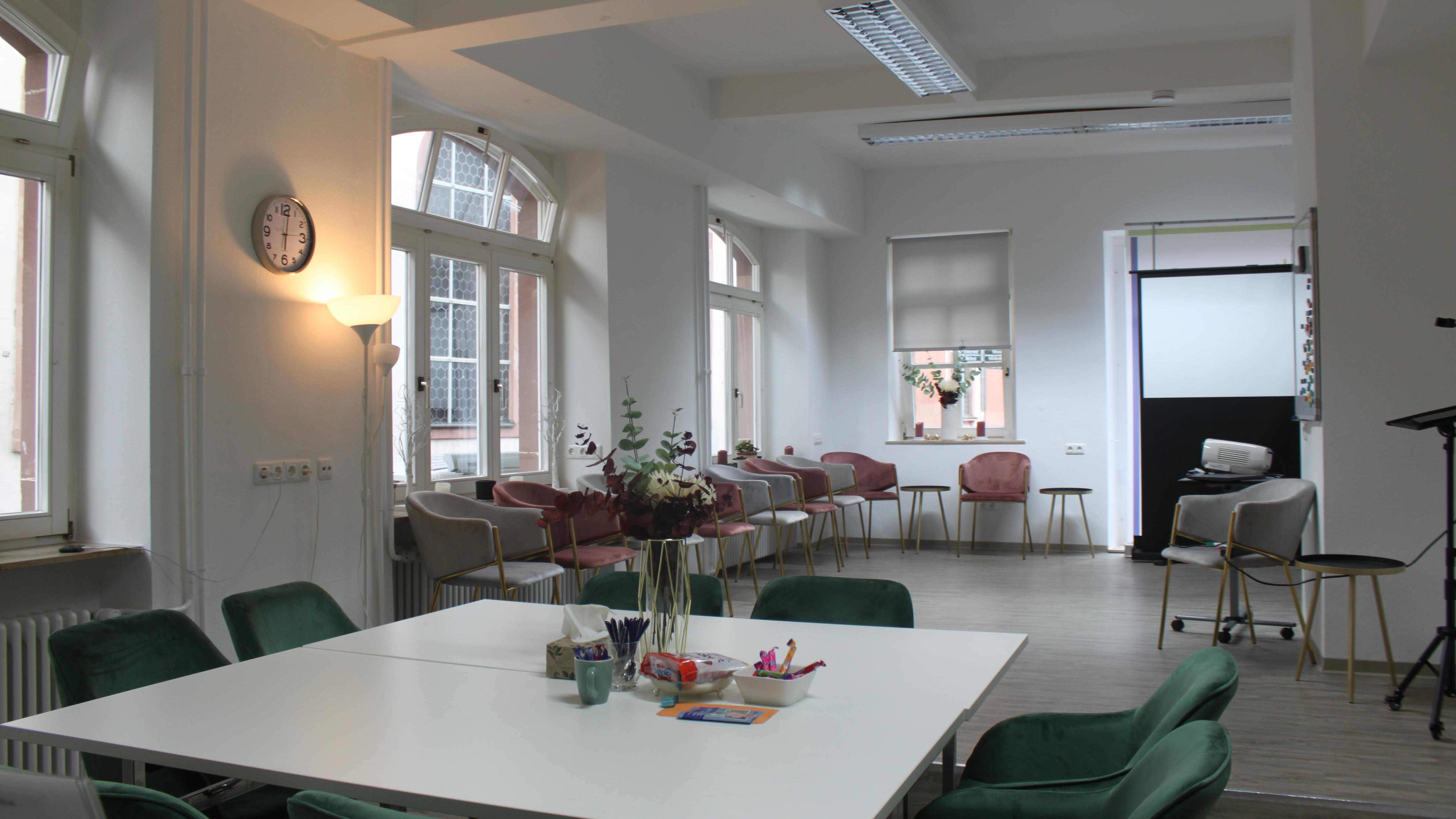 LÖSUNGSWEGE Partnerschaft für Jugendhilfe & Beratung (PartG), Klingerstraße in Kleinwallstadt