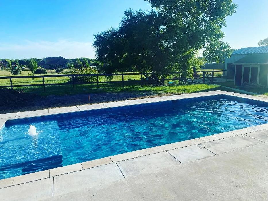 Clearwater Pools & Outdoor Living - Waxahachie, TX