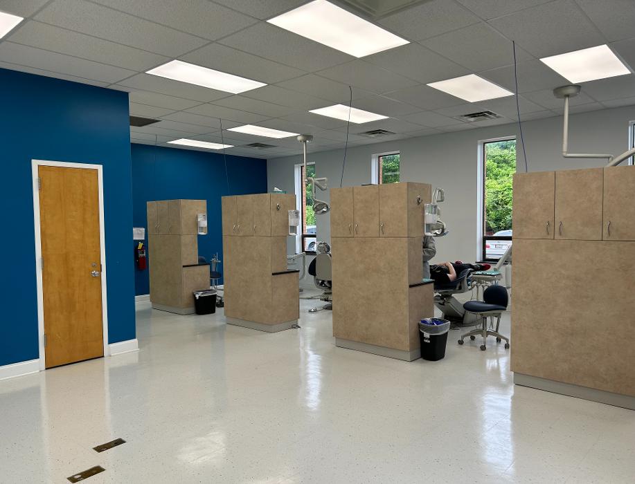 Advantage Dental+ Oral Health &amp; Vision Center Logo