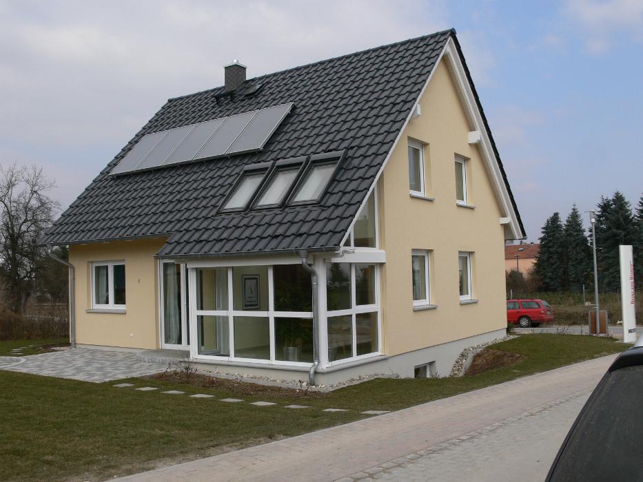 Heinz von Heiden-Musterhaus Niederdorfelden - Wir bauen Ihr Massivhaus., Hanauer Straße in Niederdorfelden