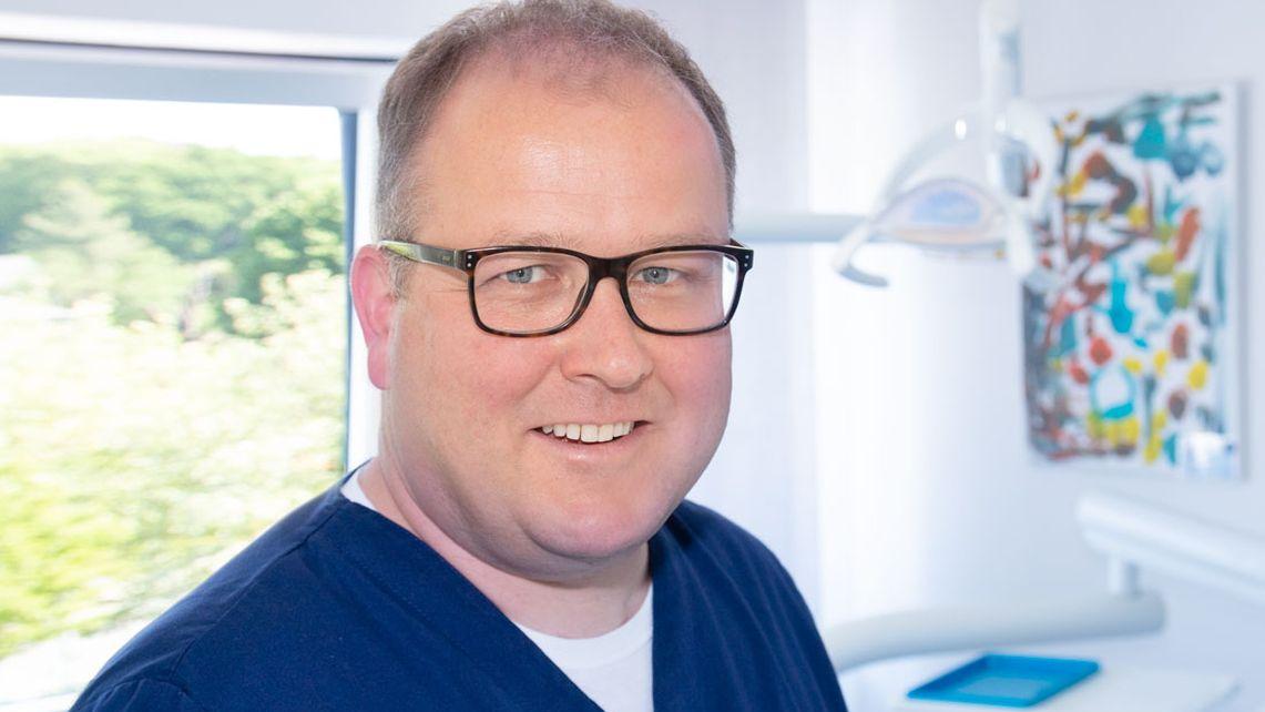 Dr. Hanno Huss | Zahnarztpraxis, Obere Remscheider Straße in Wermelskirchen