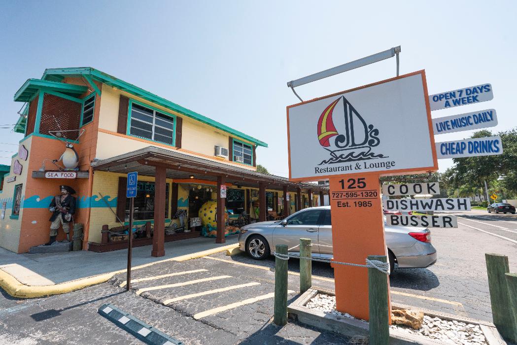 Monstah Lobstah and JD's Back Porch - Indian Rocks Beach, FL