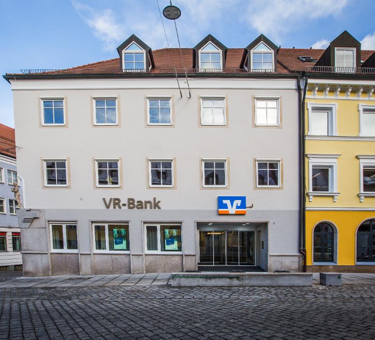 VR-Bank Landau-Mengkofen eG Beratungszentrum, Marienplatz in Landau an der Isar