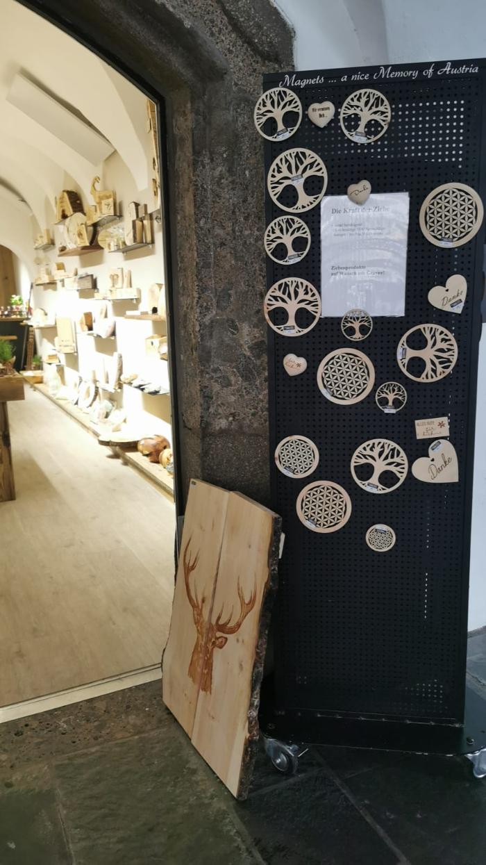 Golden Roof.shop-PRESENTS.tirol, Herzog-Friedrich-Straße in Innsbruck