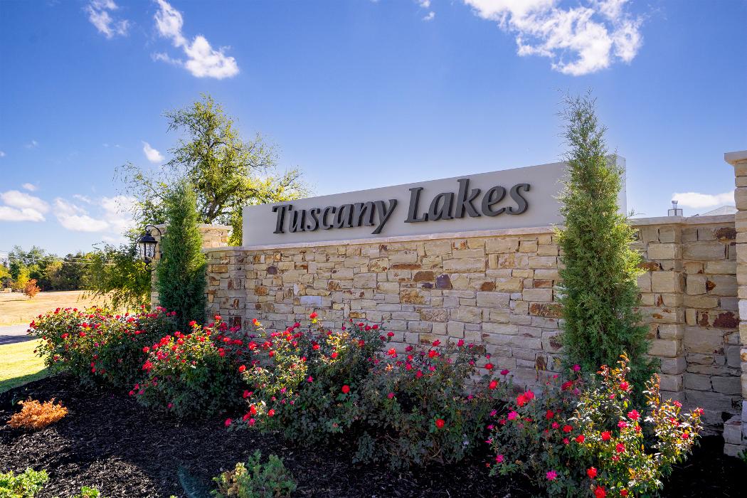 LGI Homes - Tuscany Lakes Image