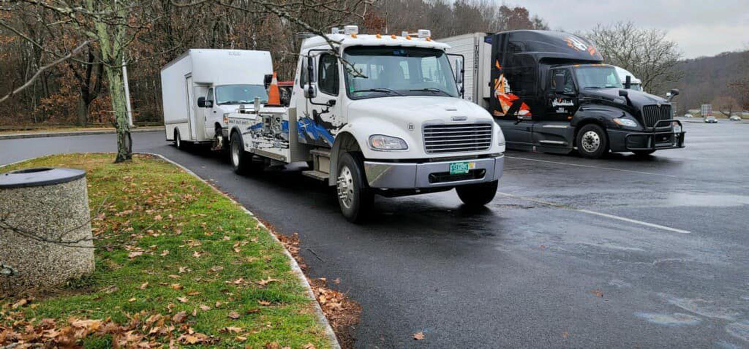 B&B Towing and Recovery - Lyndonville, VT