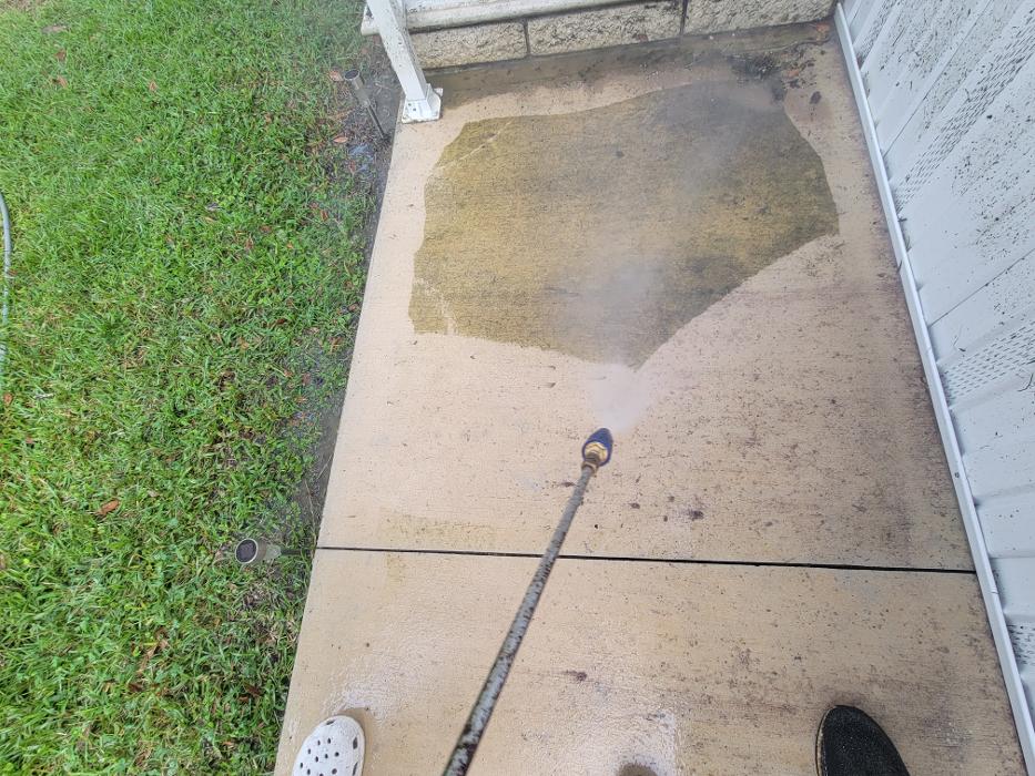 Complete Softwash Solutions LLC - Holiday, FL