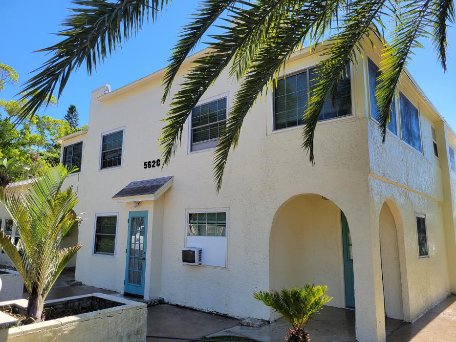 Complete Softwash Solutions LLC - Holiday, FL