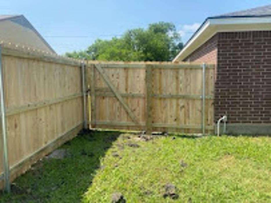 Moon Fencing LLC - Tyler, TX