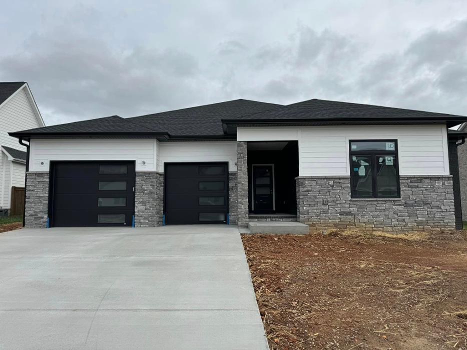 Tom Goodworth Construction Image