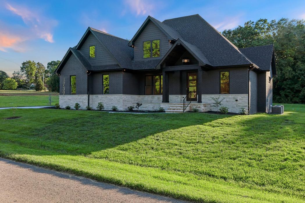 Tom Goodworth Construction Image