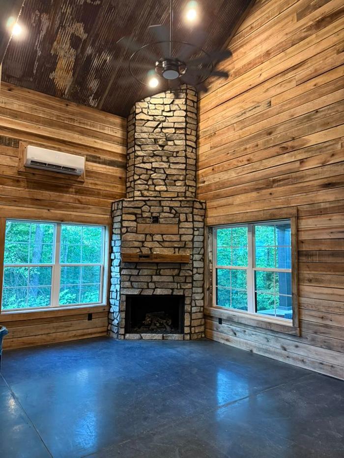 Tom Goodworth Construction Image