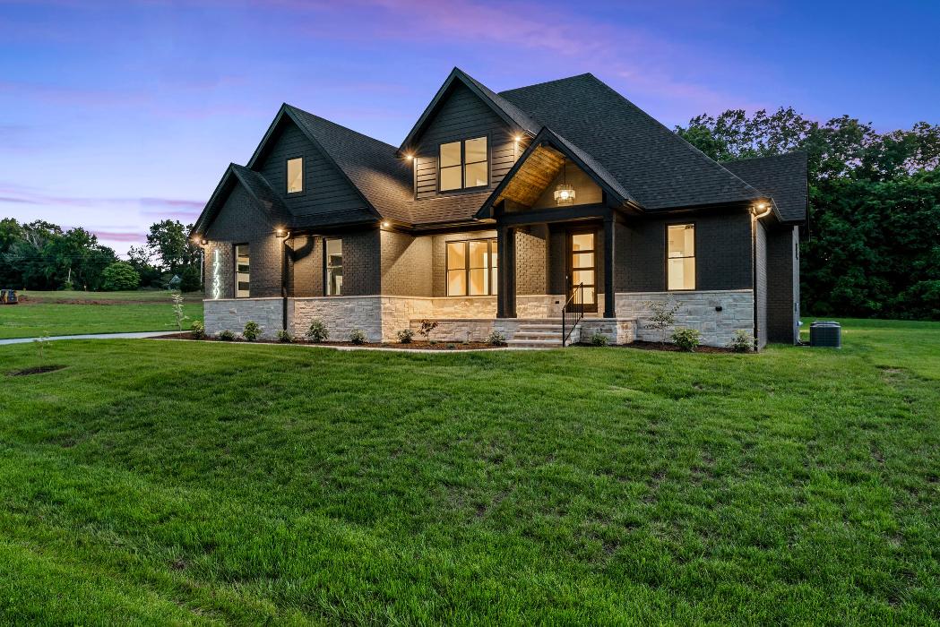 Tom Goodworth Construction Image