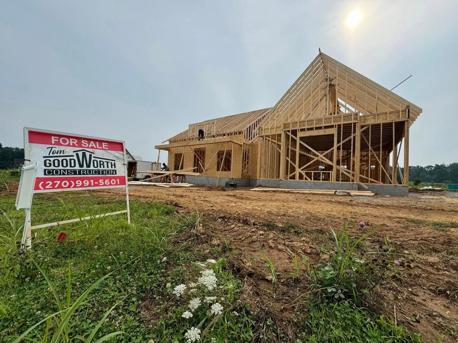 Tom Goodworth Construction Image