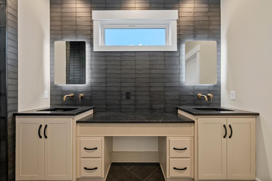 Tom Goodworth Construction Image