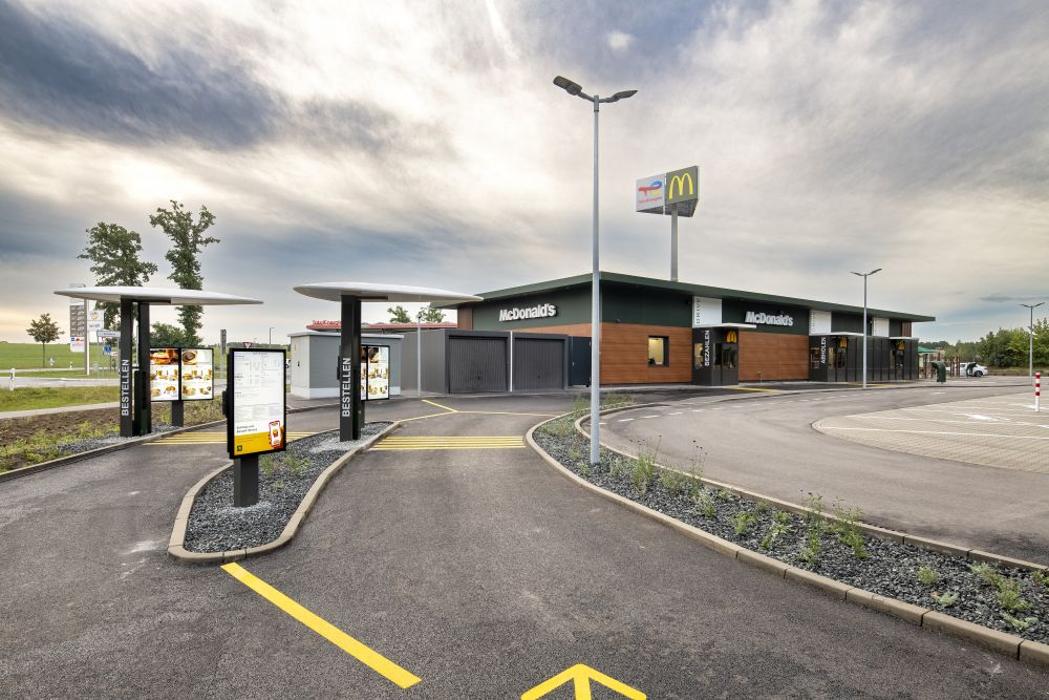 McDonald's, Zur Kuhbrücke in Ottendorf-Okrilla